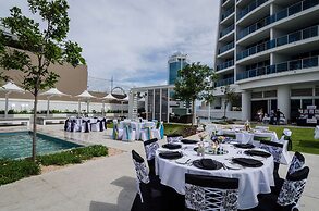 Hilton Surfers Paradise Hotel & Residences