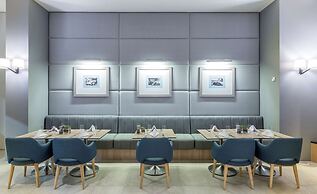 Hilton Surfers Paradise Hotel & Residences