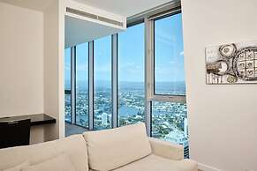 Hilton Surfers Paradise Hotel & Residences