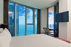 Hilton Surfers Paradise Hotel & Residences