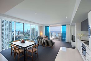 Hilton Surfers Paradise Hotel & Residences