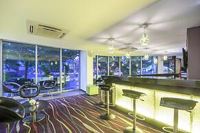 NH Collection Barranquilla Smartsuites Royal