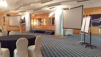 City Seasons Hotel Muscat