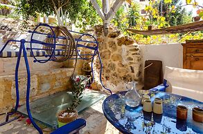 Idili Traditional House