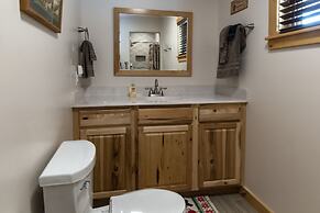 Calhoun House Inn & Suites