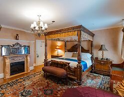 1840s Carrollton Inn