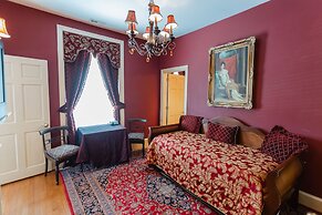 1840s Carrollton Inn