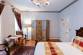 1840s Carrollton Inn