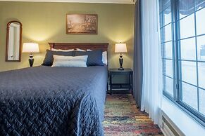 Red Coach Inn