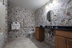 Red Coach Inn