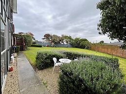 Tudor Manor Bed & Breakfast