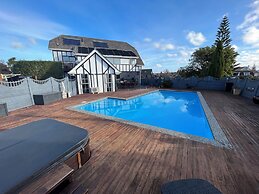 Tudor Manor Bed & Breakfast