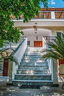 Barbara Studios & Apartments