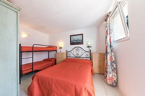 Residence Gardasee Apartments with Lake View