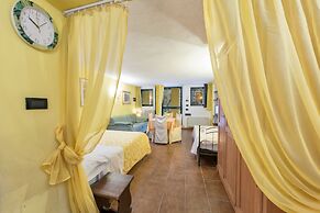 Residence Gardasee Apartments with Lake View