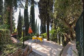 Residence Gardasee Apartments with Lake View