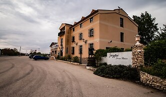 Hosteria Tierrallana by Juypehotel
