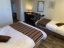 LOGIS HÔTEL LES NYMPHEAS