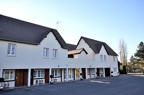 LOGIS HÔTEL LES NYMPHEAS