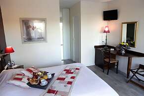 LOGIS HÔTEL LES NYMPHEAS