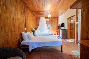 Chez Carole Beach Resort & Spa