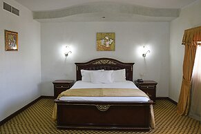 Imperial Royale Hotel