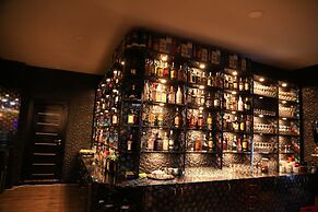 Imperial Royale Hotel