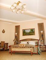 Imperial Royale Hotel