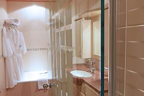 Imperial Resort Beach Hotel