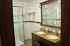 Imperial Golf View Hotel