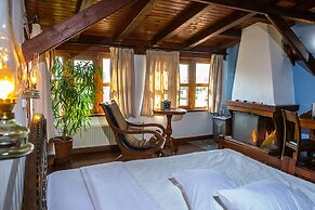Oikoperiigitis Hotel