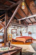 Oikoperiigitis Hotel