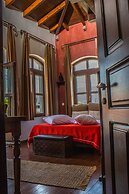 Oikoperiigitis Hotel