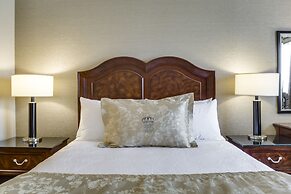 Monte Carlo Inn & Suites Downtown Markham