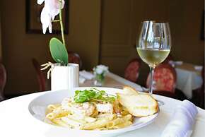 Monte Carlo Inn & Suites Downtown Markham