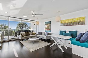 84 The Spit Holiday Apartments