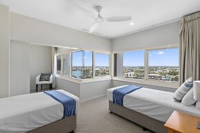 84 The Spit Holiday Apartments