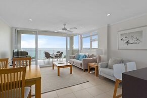 84 The Spit Holiday Apartments