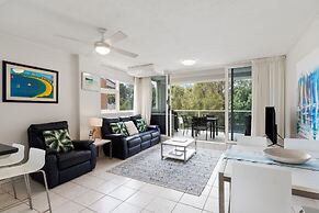 84 The Spit Holiday Apartments