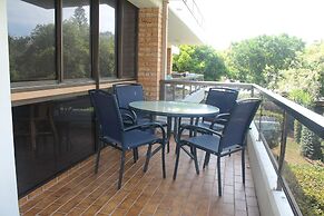 84 The Spit Holiday Apartments