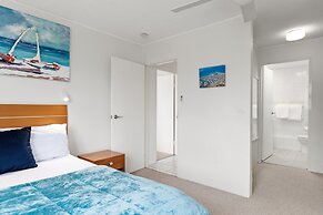 84 The Spit Holiday Apartments