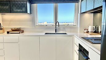 84 The Spit Holiday Apartments