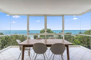 84 The Spit Holiday Apartments