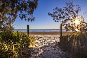 84 The Spit Holiday Apartments