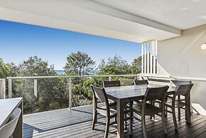 84 The Spit Holiday Apartments