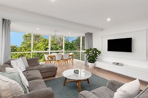 84 The Spit Holiday Apartments