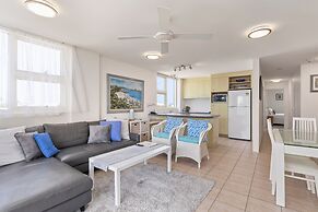 84 The Spit Holiday Apartments