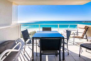 84 The Spit Holiday Apartments