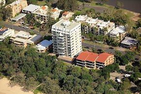 84 The Spit Holiday Apartments