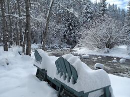 Riversong Inn Retreat